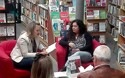 Presentación del libro de poesía Genética del llanto en la librería Canaima, en Las Palmas de Gran Canaria. 2019